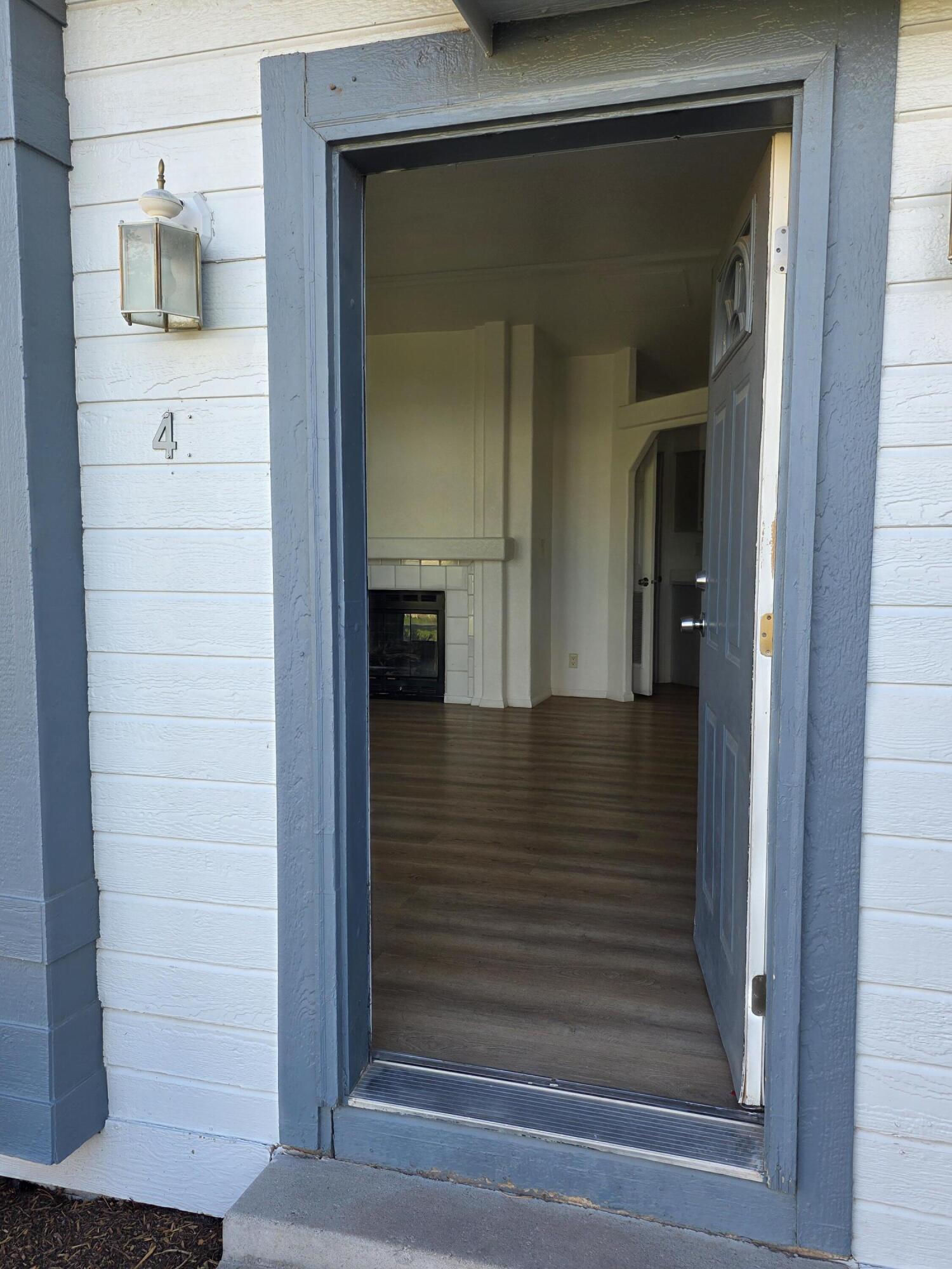 40 S 100 ST, Minersville, photo 7 of 39