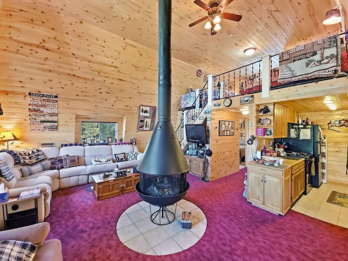 2350 E Foxtree RD, Duck Creek Village, photo 8 of 36