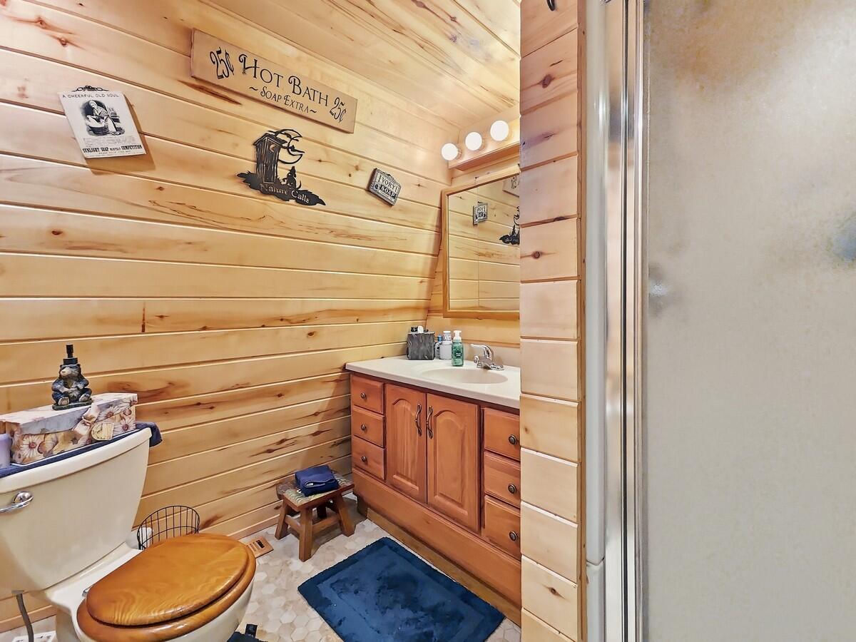 2350 E Foxtree RD, Duck Creek Village, photo 12 of 36