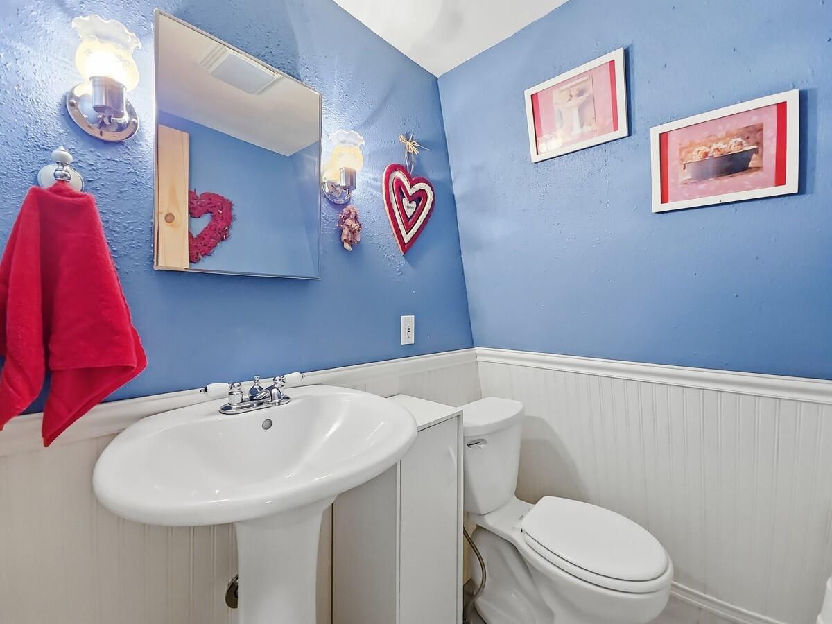 2350 E Foxtree RD, Duck Creek Village, photo 17 of 36