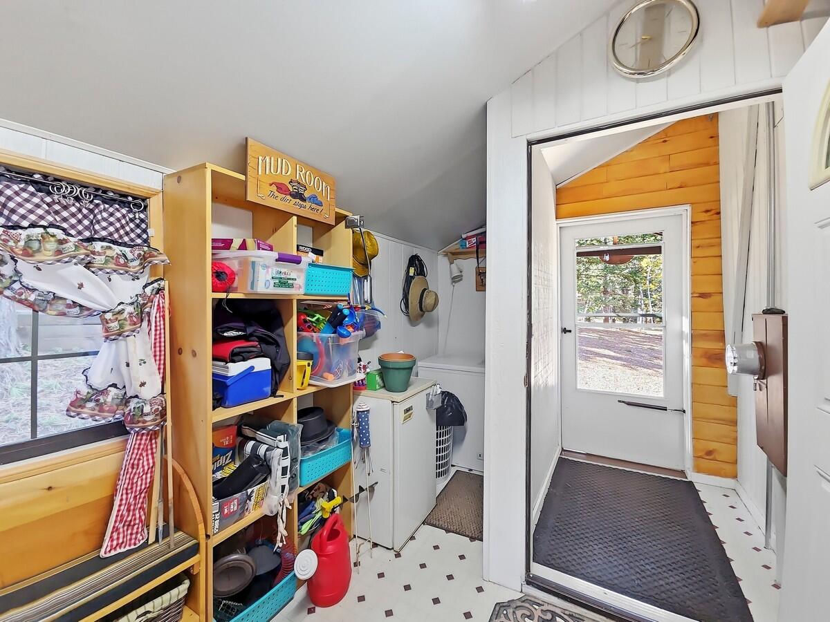 2350 E Foxtree RD, Duck Creek Village, photo 19 of 36