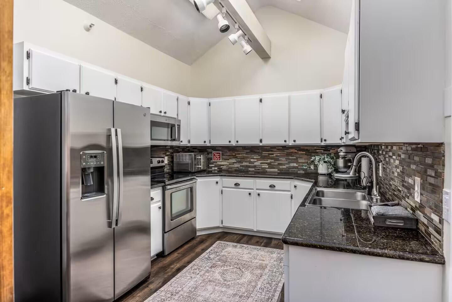 651 S Snowflake LN, 406, Brian Head, photo 7 of 27