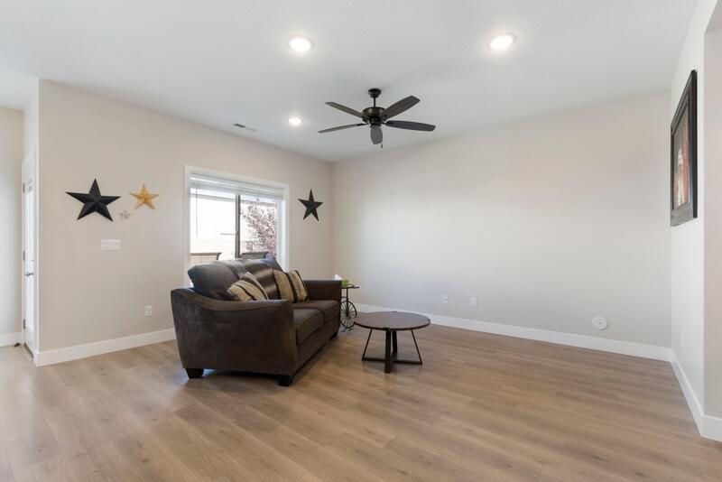 2852 W 220 N, Cedar City, photo 7 of 22