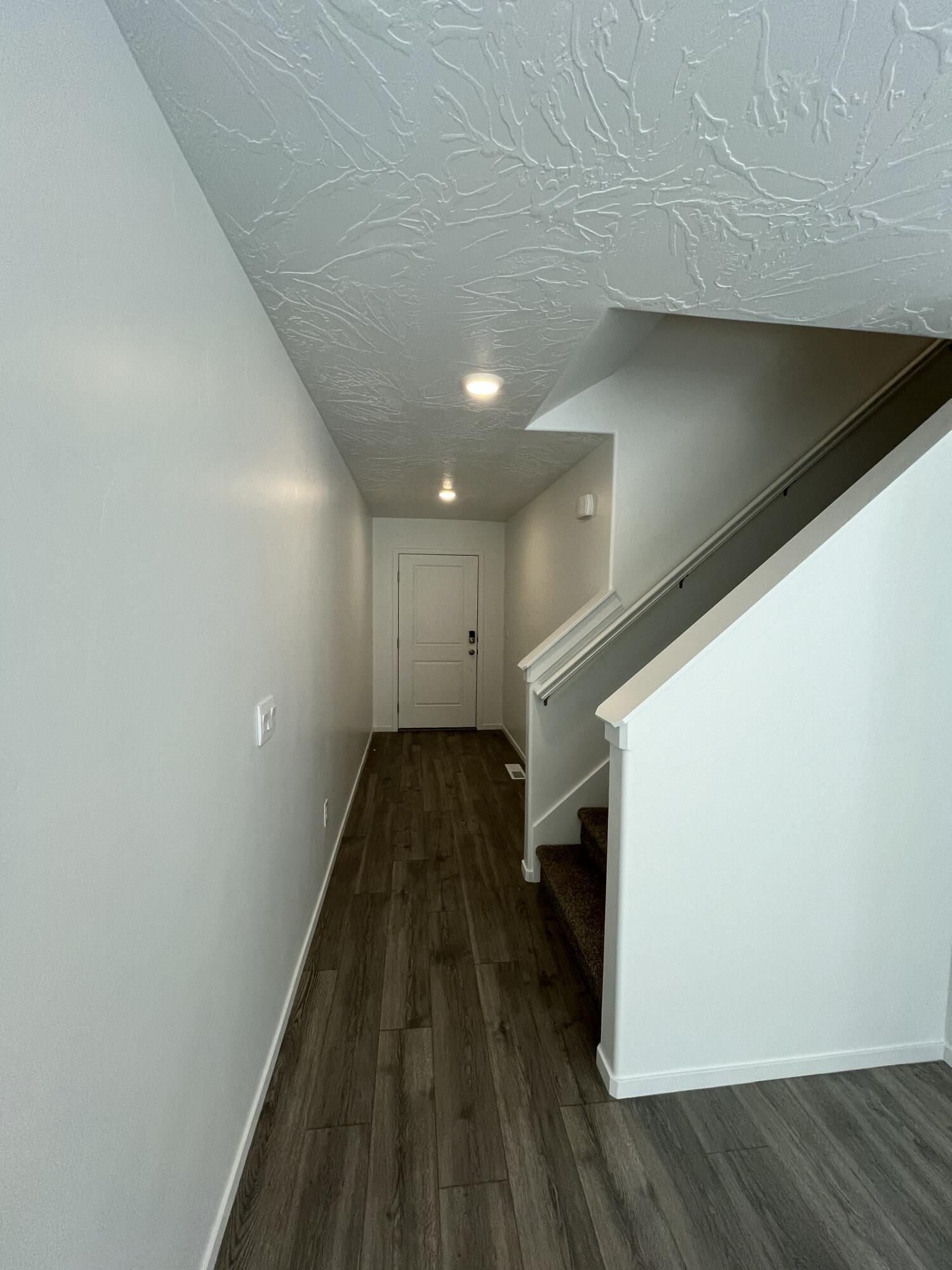 554 S Rockwell LN, Cedar City, photo 5 of 39