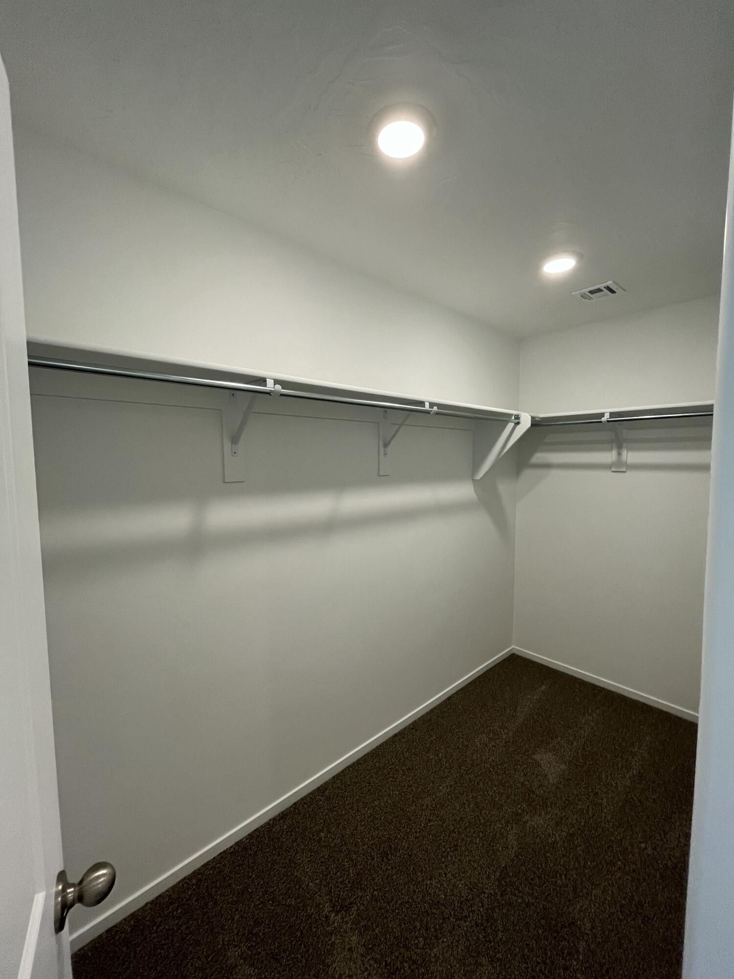 554 S Rockwell LN, Cedar City, photo 10 of 39