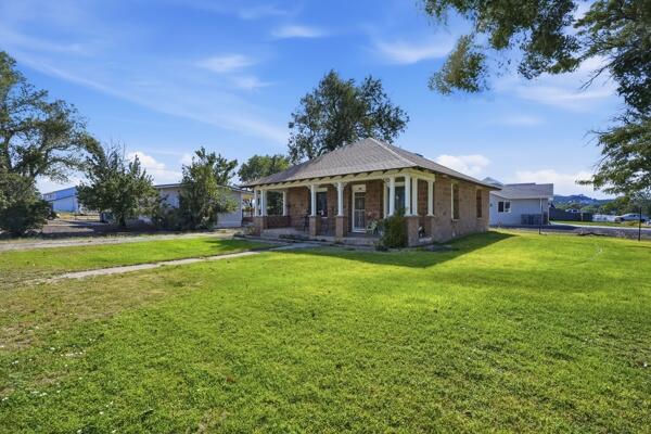 306 S 200 East ST, Enterprise, photo 13 of 16