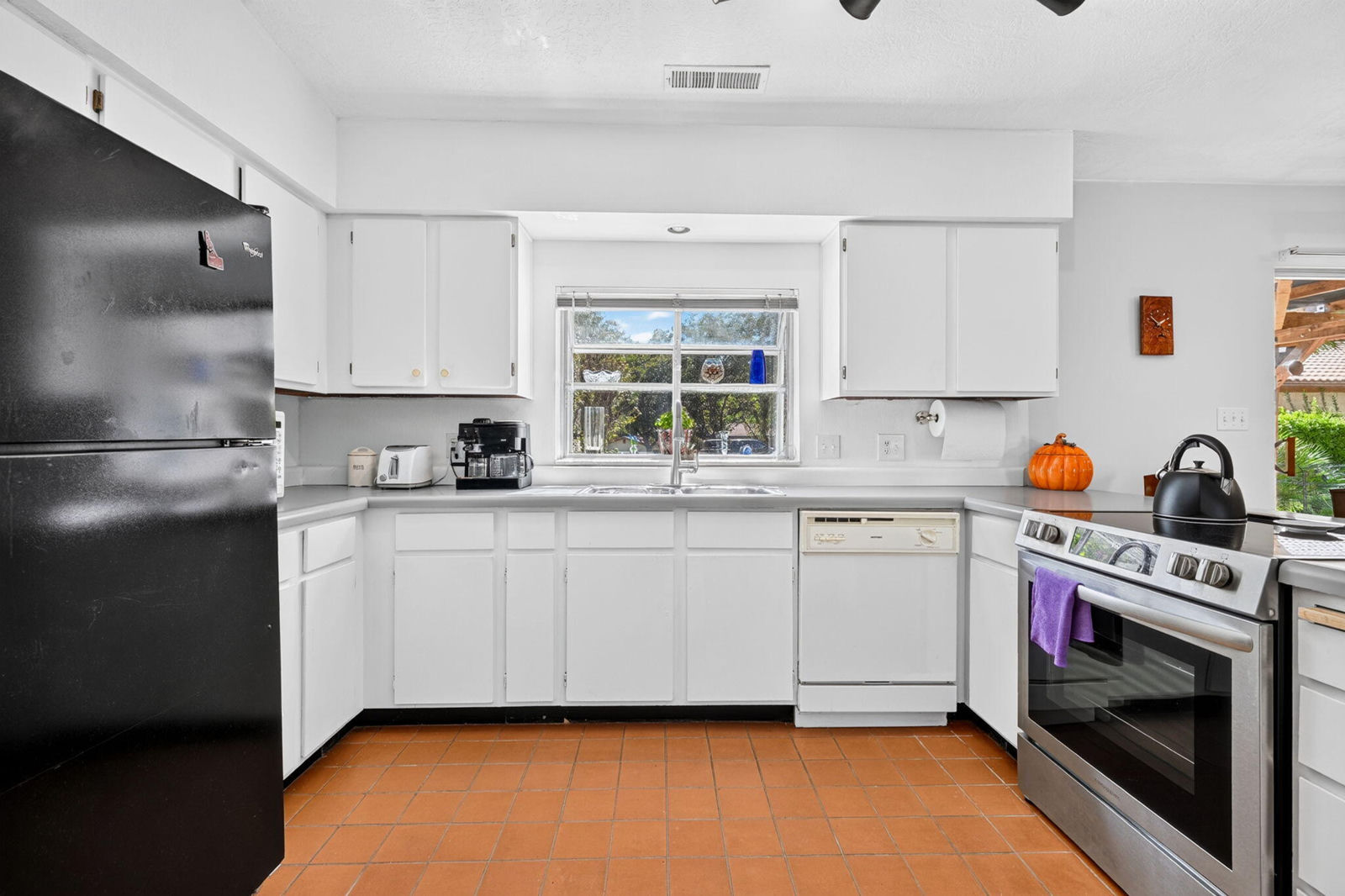 320 N Sunflower DR, 20, St George, photo 8 of 34