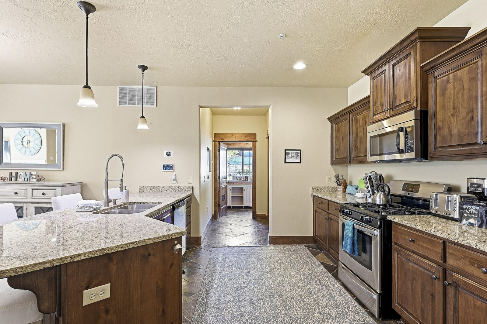 74 W Ridgeview #AB1 (A3), Brian Head, photo 14 of 52