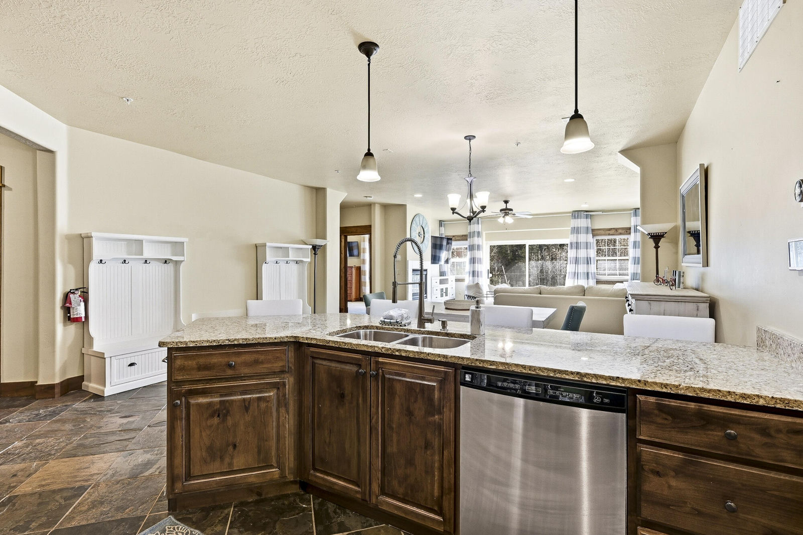 74 W Ridgeview #AB1 (A3), Brian Head, photo 16 of 52