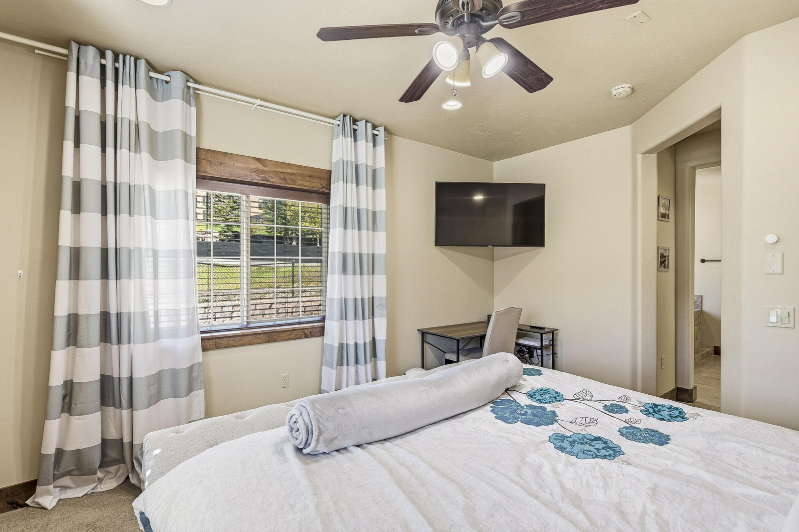 74 W Ridgeview #AB1 (A3), Brian Head, photo 22 of 52