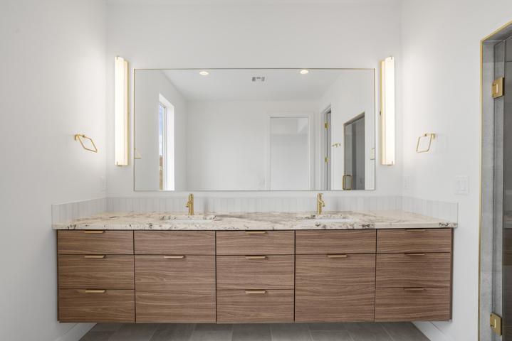 967 N Manen ST, Washington, photo 32 of 70