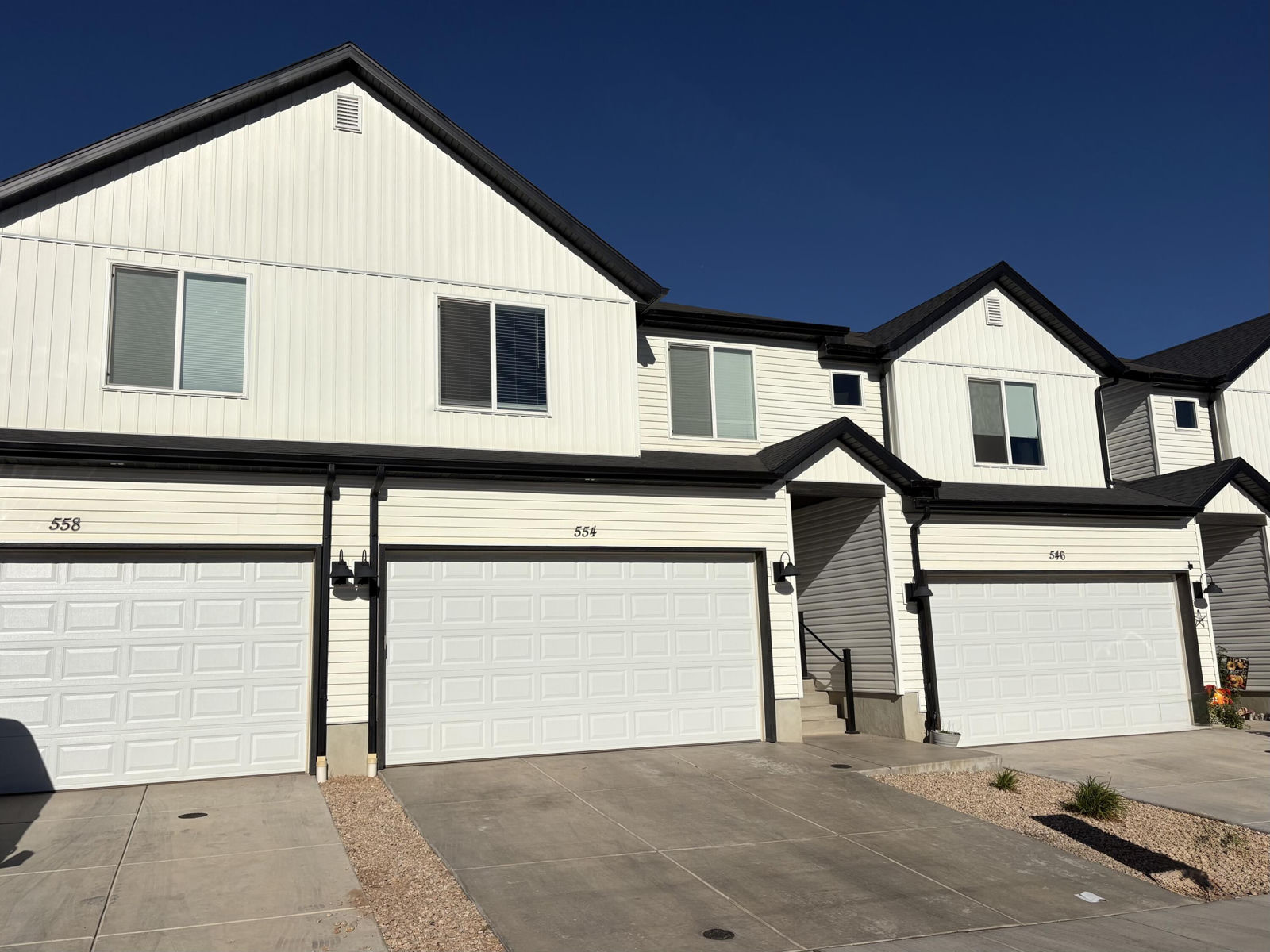 554 S Rockwell LN, Cedar City, photo 2 of 39