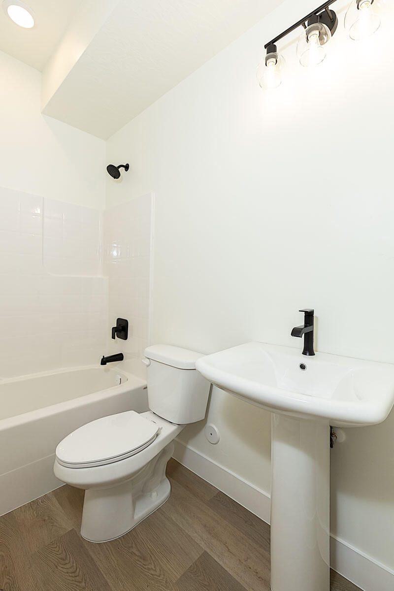 2632 N Clark Parkway, Cedar City, photo 9 of 17