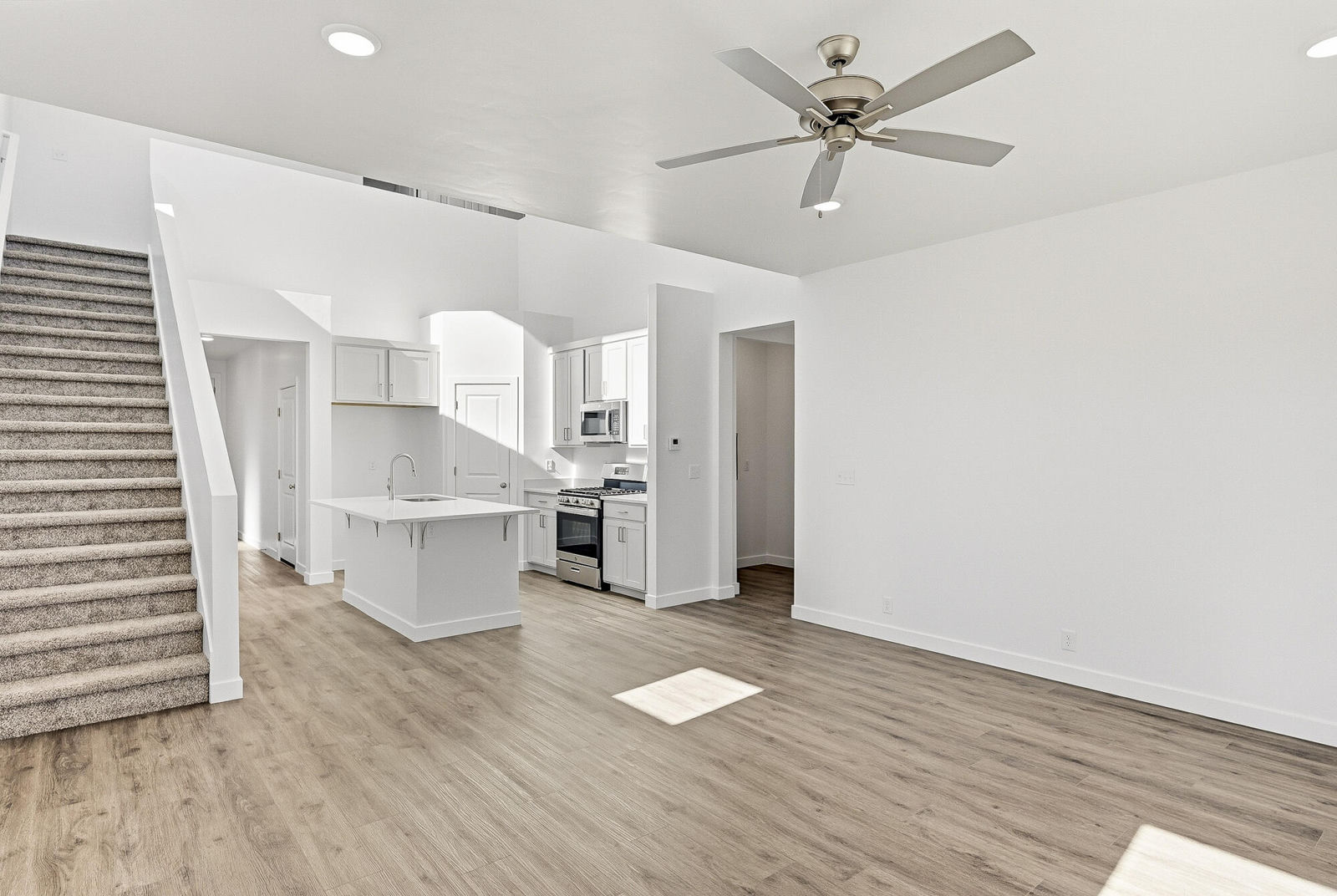 2970 W Runway DR, Cedar City, photo 11 of 50