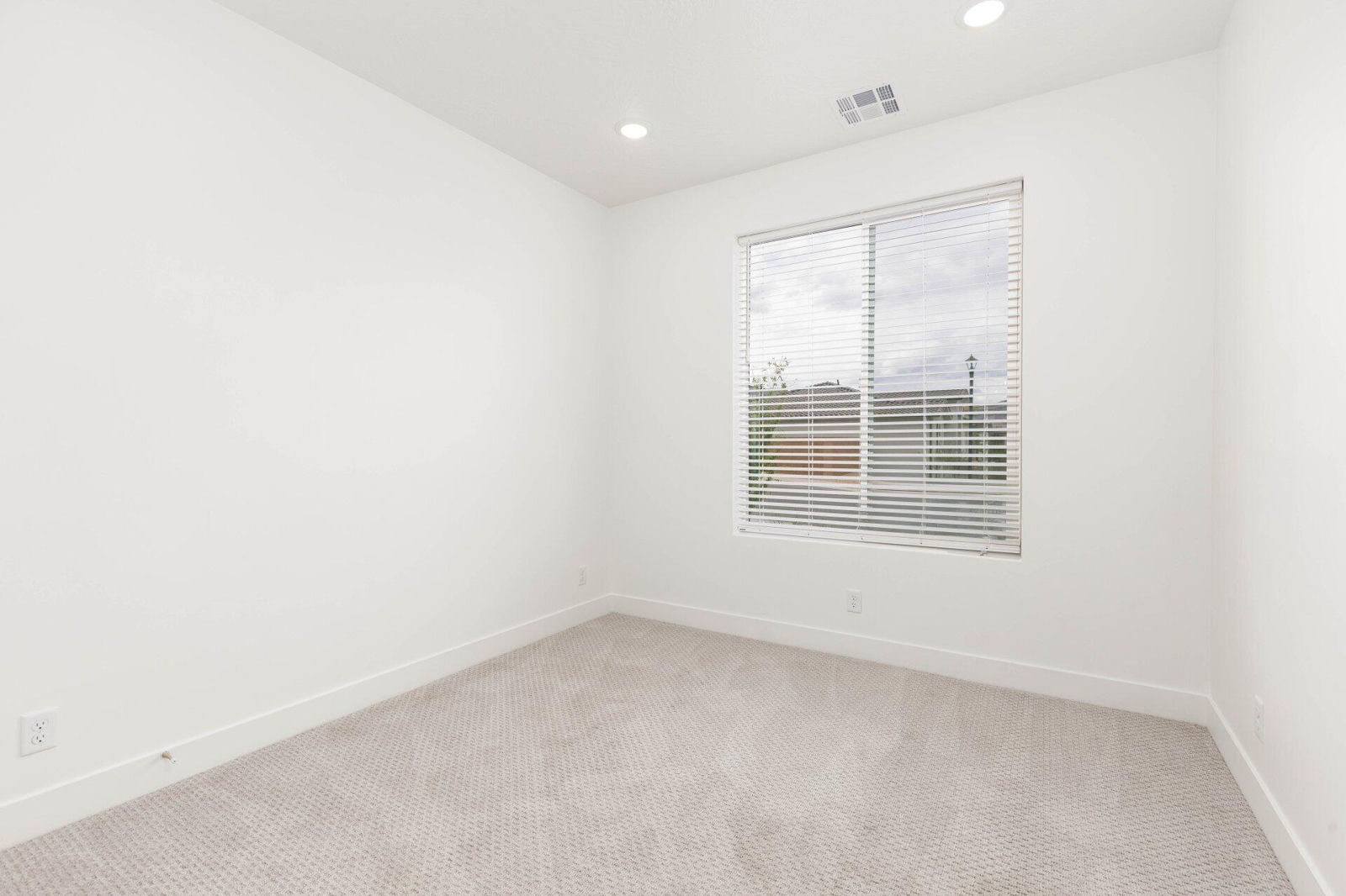 747 Mincio LN, St George, photo 29 of 39