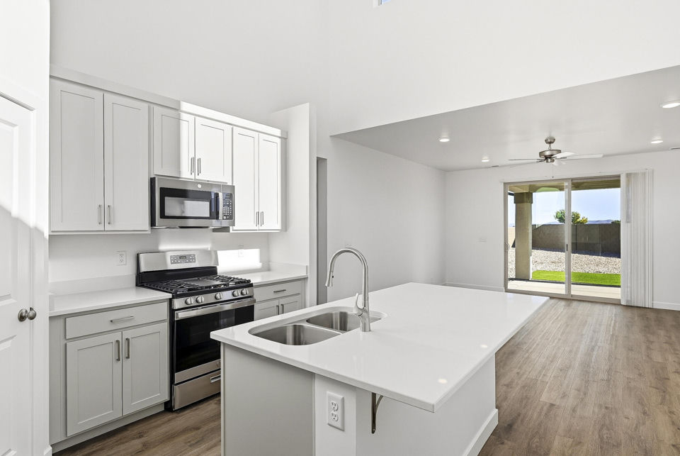2926 W Runway DR, Cedar City, photo 3