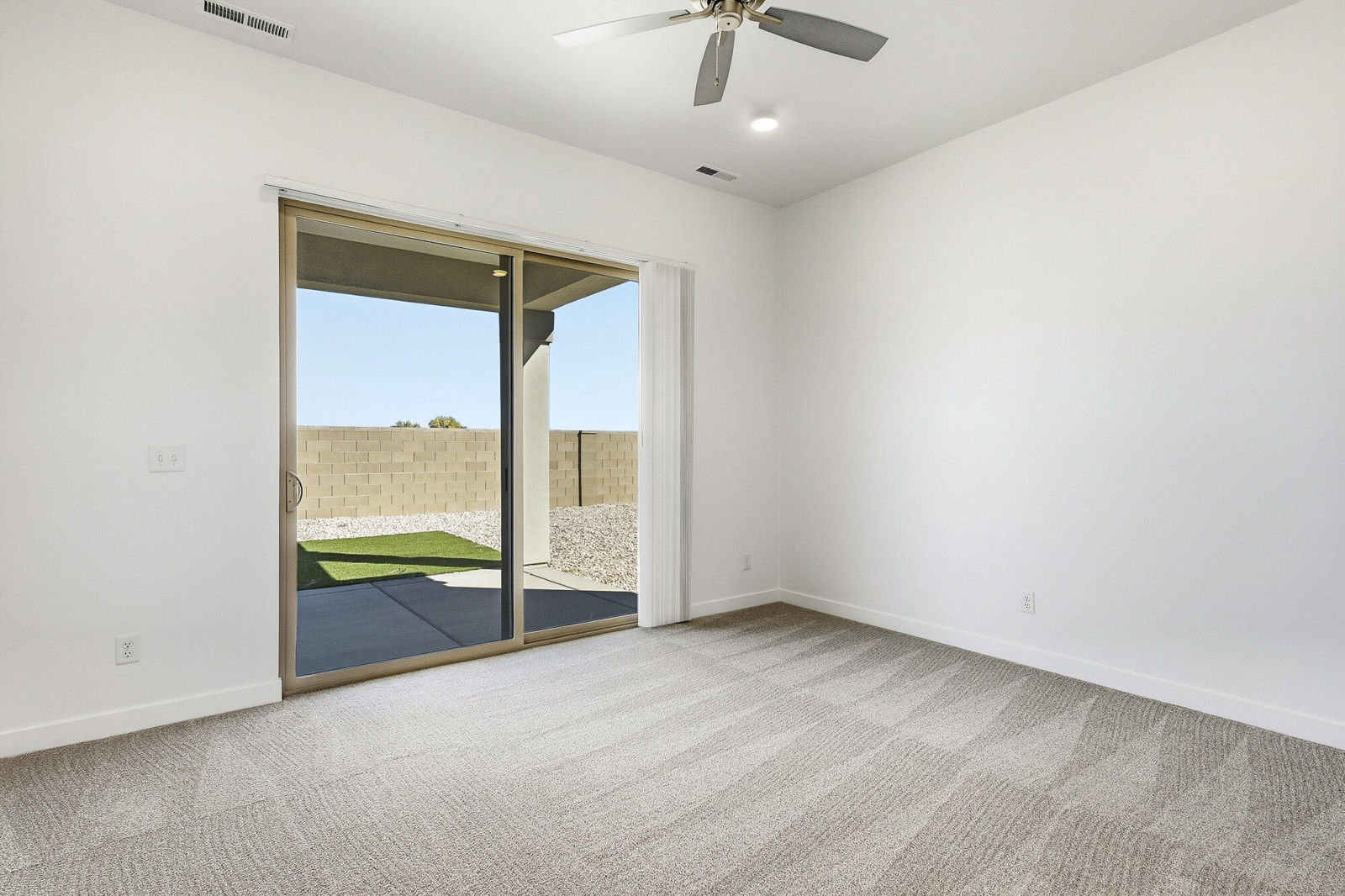 2952 W Runway DR, Cedar City, photo 11 of 39