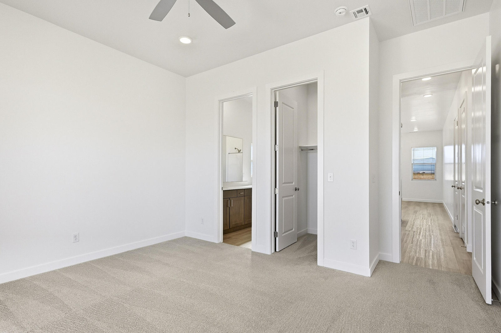 2952 W Runway DR, Cedar City, photo 12 of 39