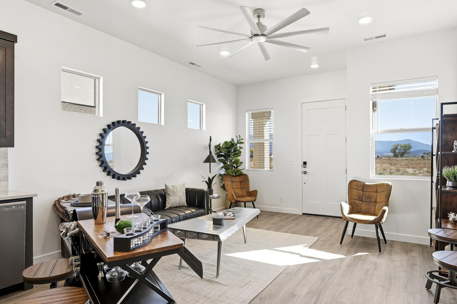 3068 W Runway DR, Cedar City, photo 5 of 42