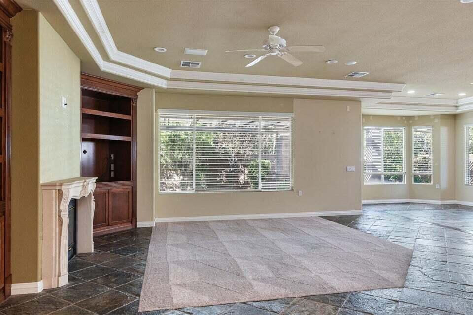 4534 Ironwood DR, St George, photo 9 of 43