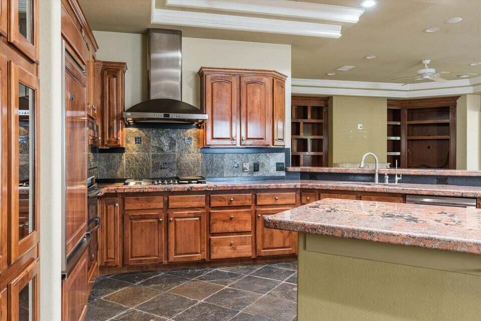 4534 Ironwood DR, St George, photo 13 of 43
