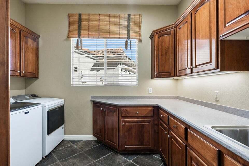 4534 Ironwood DR, St George, photo 26 of 43