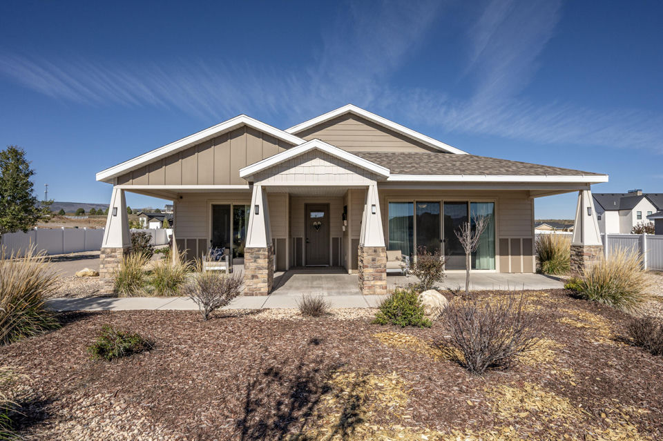 643 N Creekview DR, Panguitch