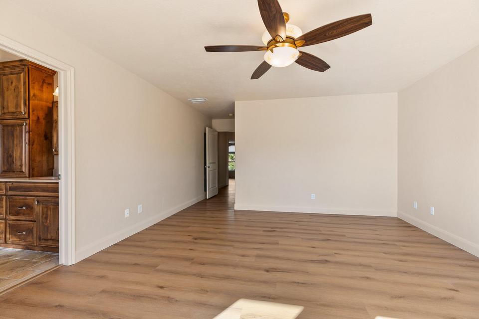 5436 N 1530 W, St George, photo 16 of 32