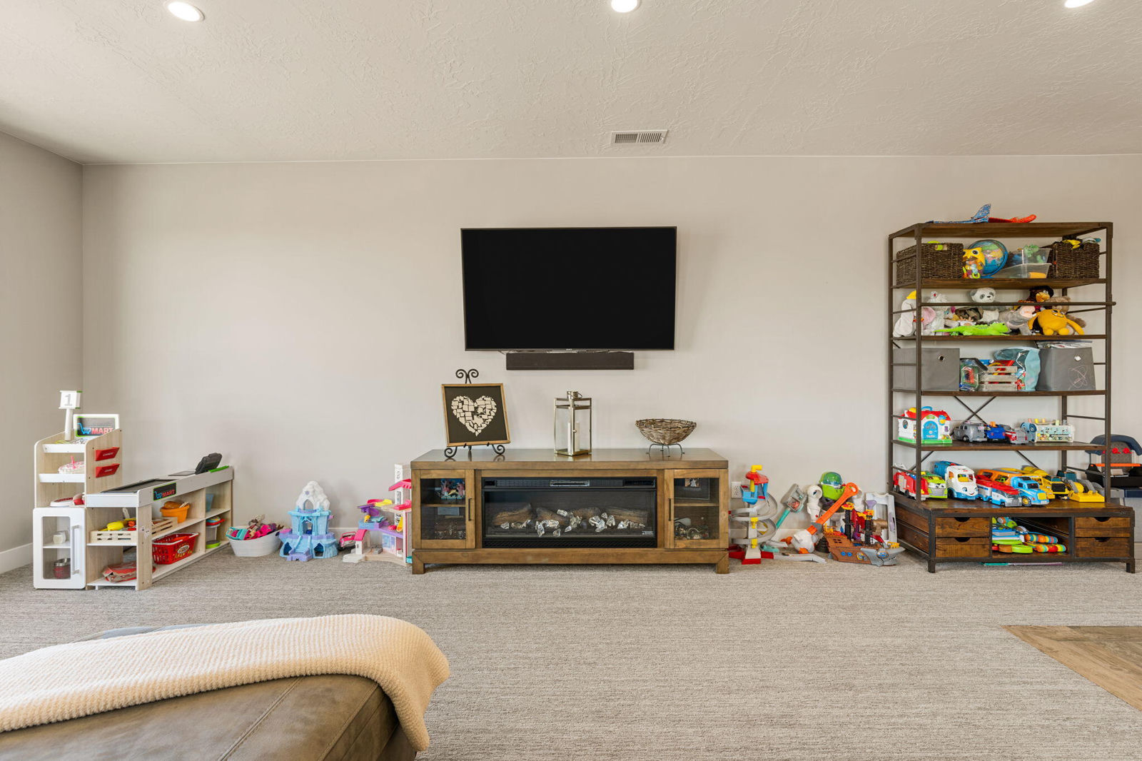 1192 E Ashdown Forest RD, Cedar City, photo 75 of 96
