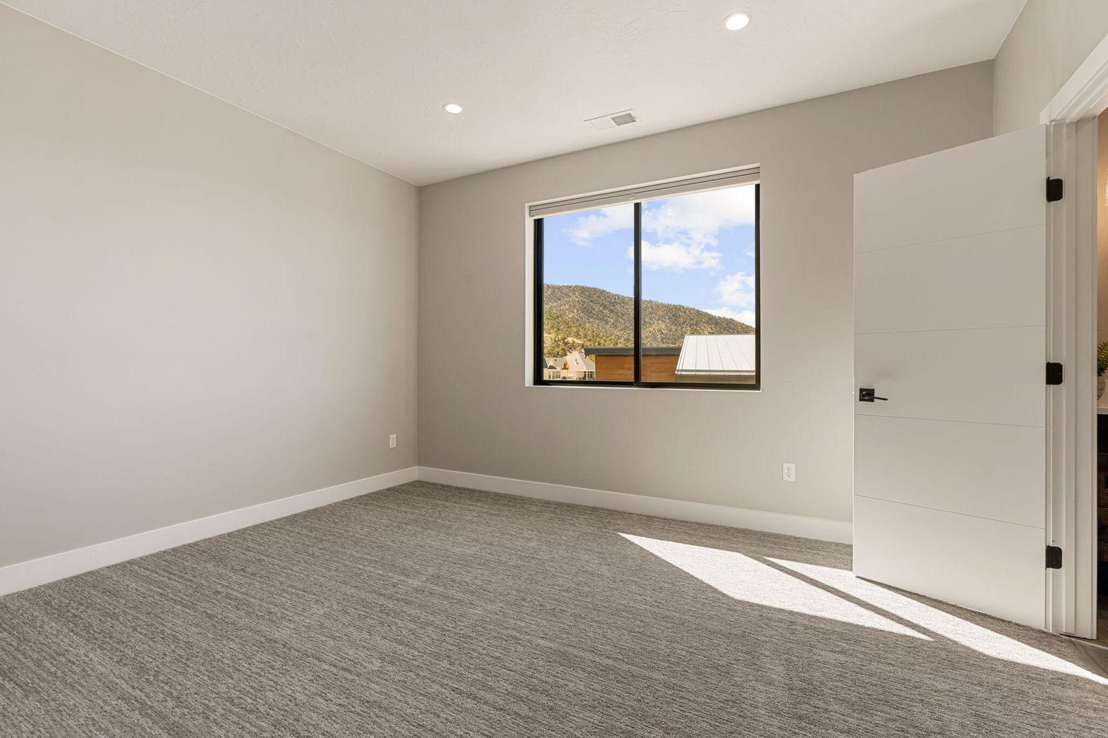 1192 E Ashdown Forest RD, Cedar City, photo 87 of 96