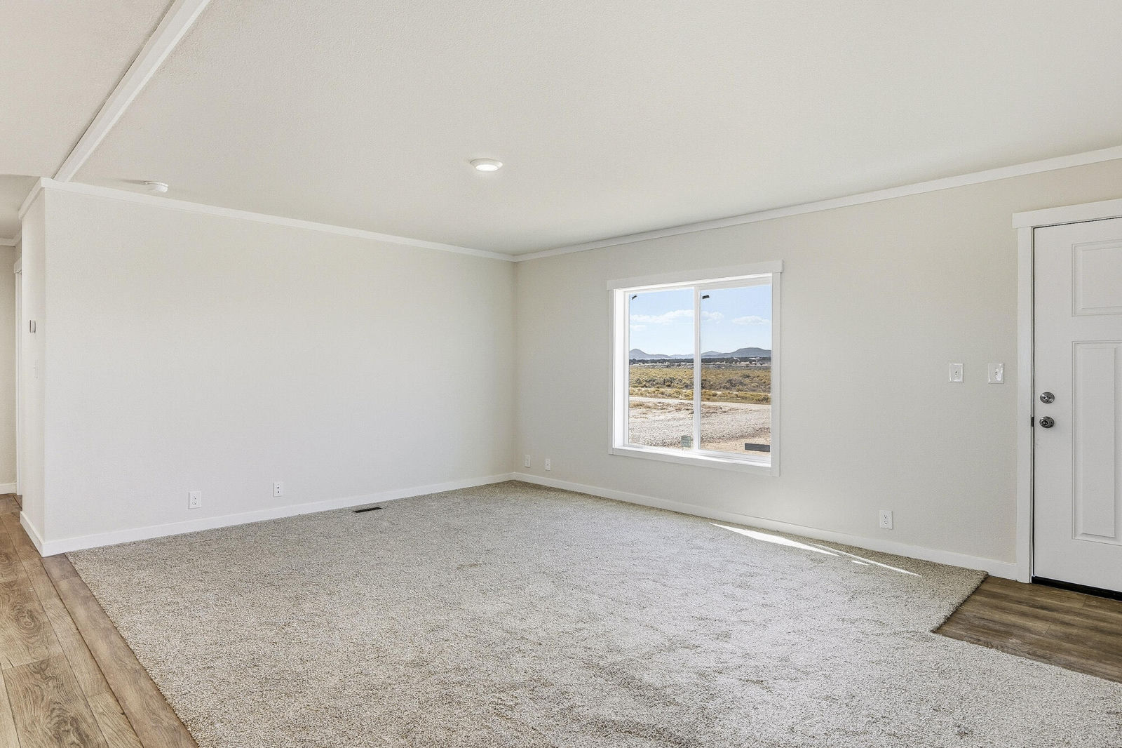 5036 N 3750 W, Cedar City, photo 5 of 57