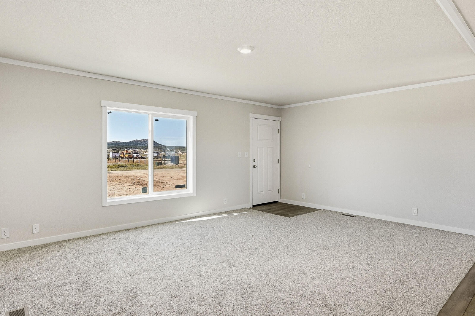5036 N 3750 W, Cedar City, photo 6 of 57