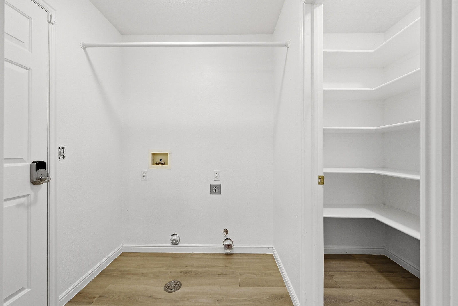 2404 S 725 W, Hurricane, photo 14 of 38