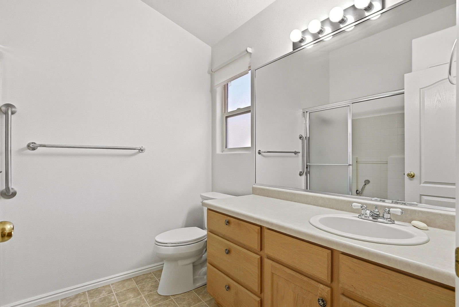 2404 S 725 W, Hurricane, photo 21 of 38
