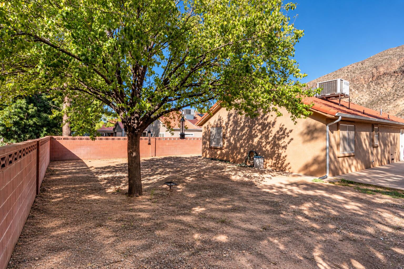 2404 S 725 W, Hurricane, photo 32 of 38