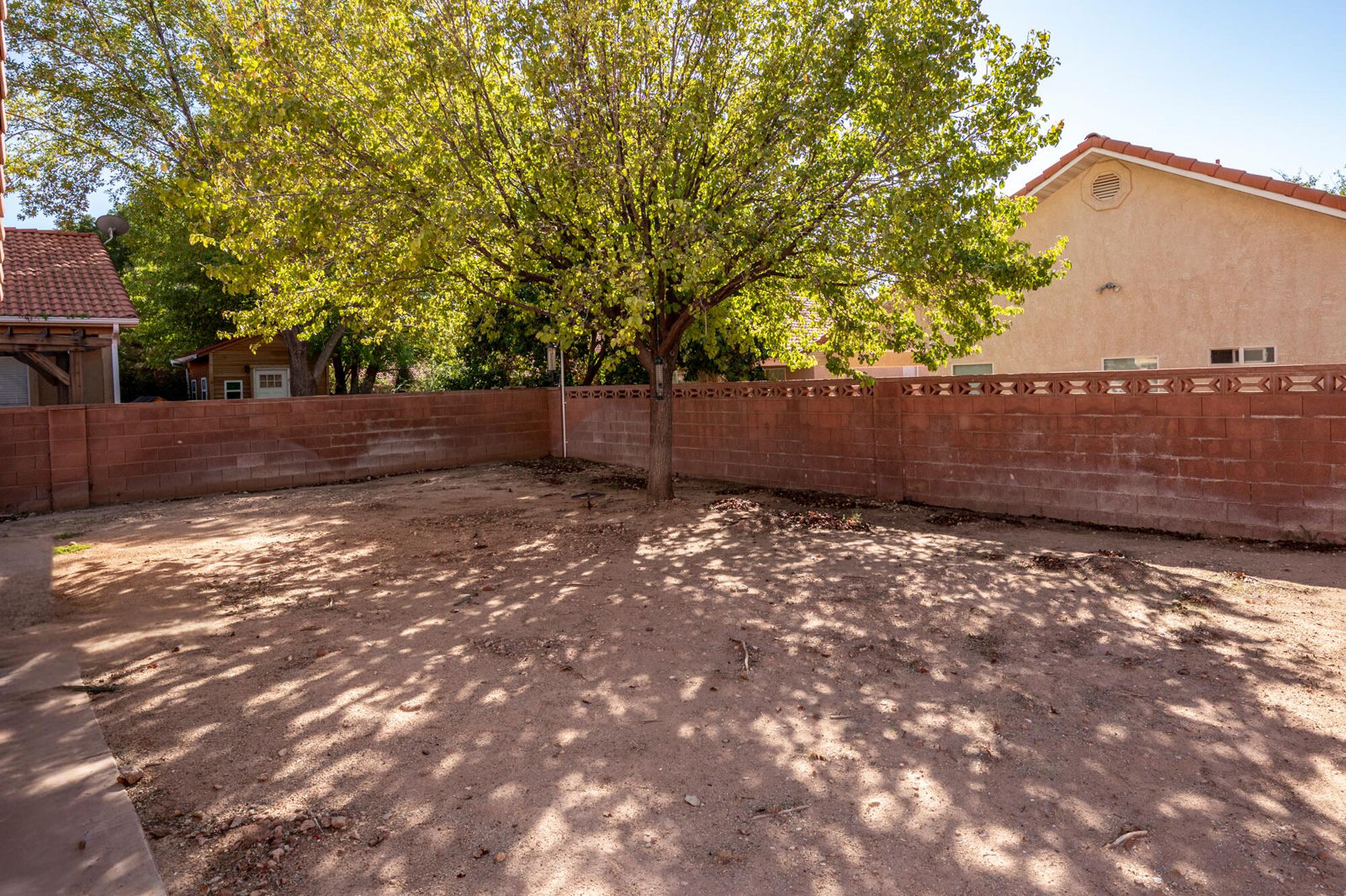 2404 S 725 W, Hurricane, photo 31 of 38
