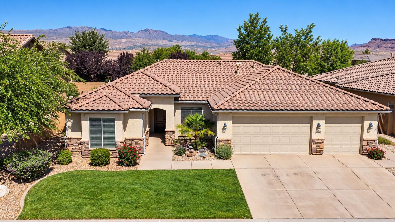 4996 Mosaic DR, St George, photo 1