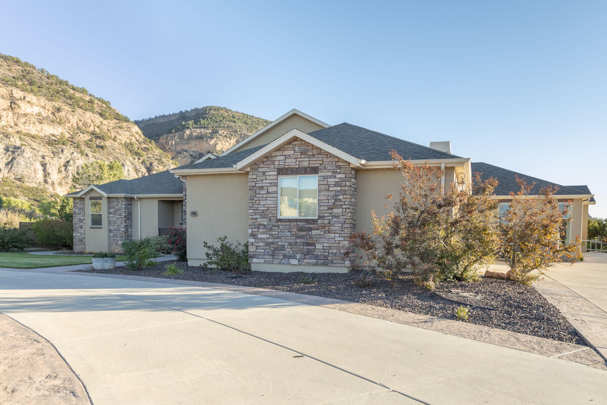 799 W Chuwi Path, New Harmony, photo 37 of 46