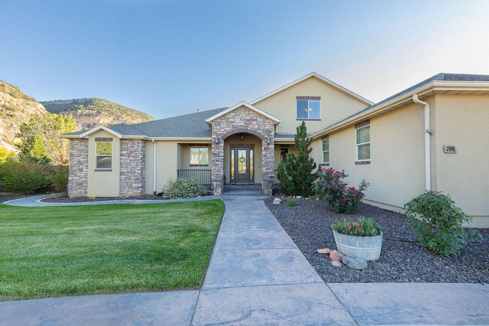 799 W Chuwi Path, New Harmony