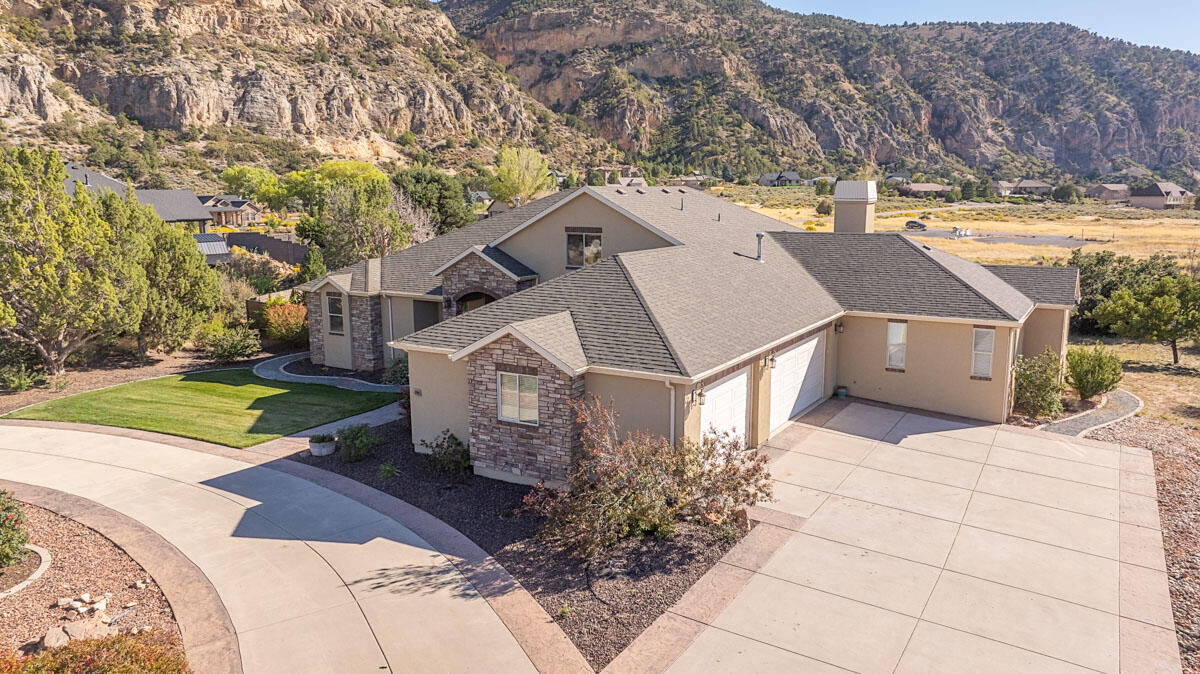 799 W Chuwi Path, New Harmony, photo 39 of 46