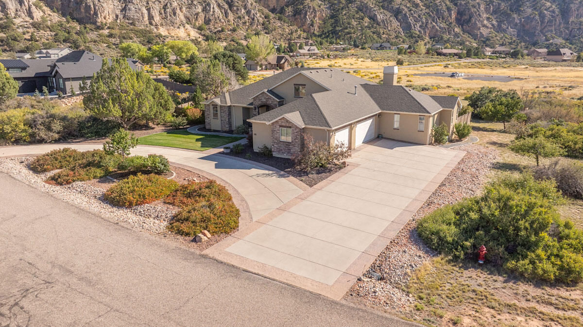 799 W Chuwi Path, New Harmony, photo 44 of 46