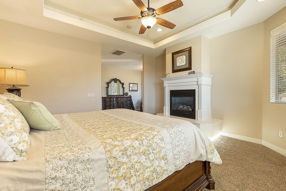 799 W Chuwi Path, New Harmony, photo 17 of 46