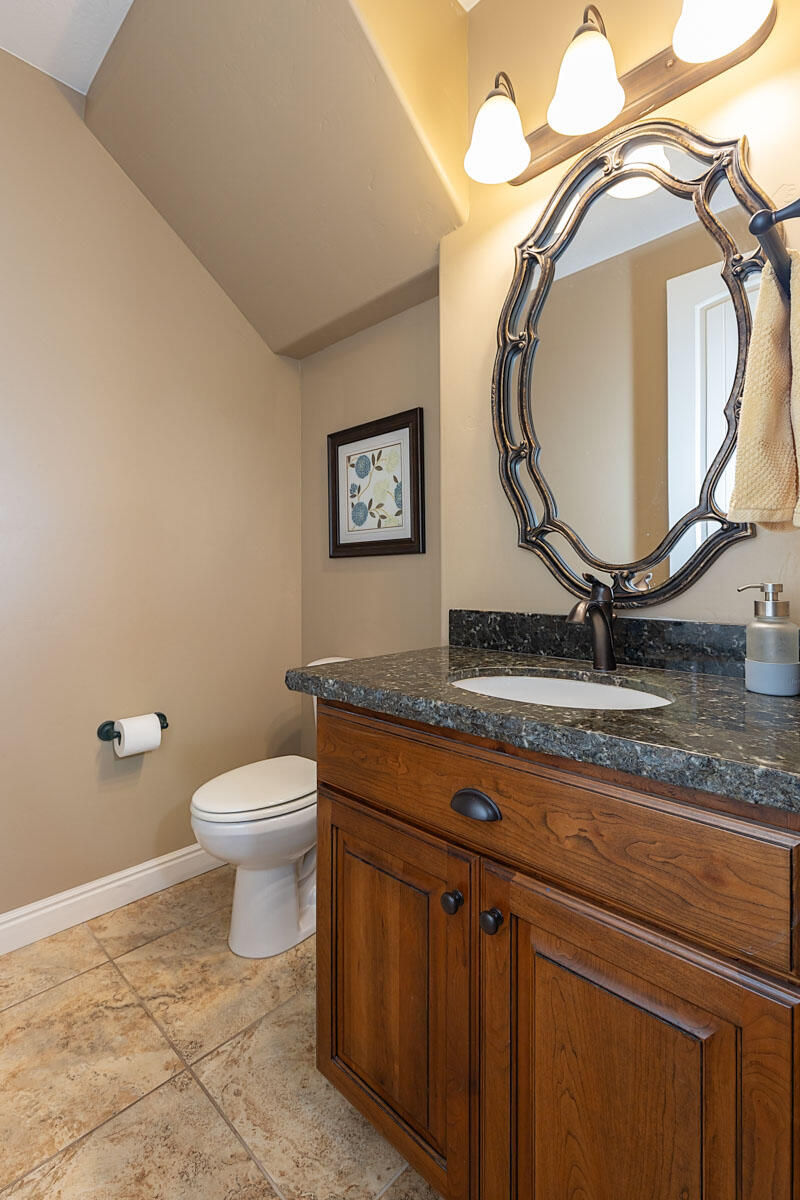 799 W Chuwi Path, New Harmony, photo 30 of 46