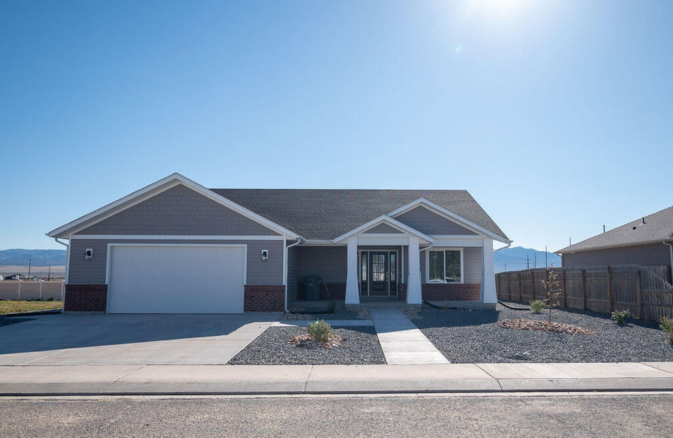 953 S Shauntie ST, Milford
