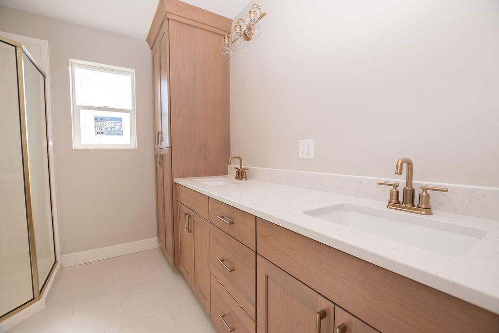 953 S Shauntie ST, Milford, photo 29 of 47
