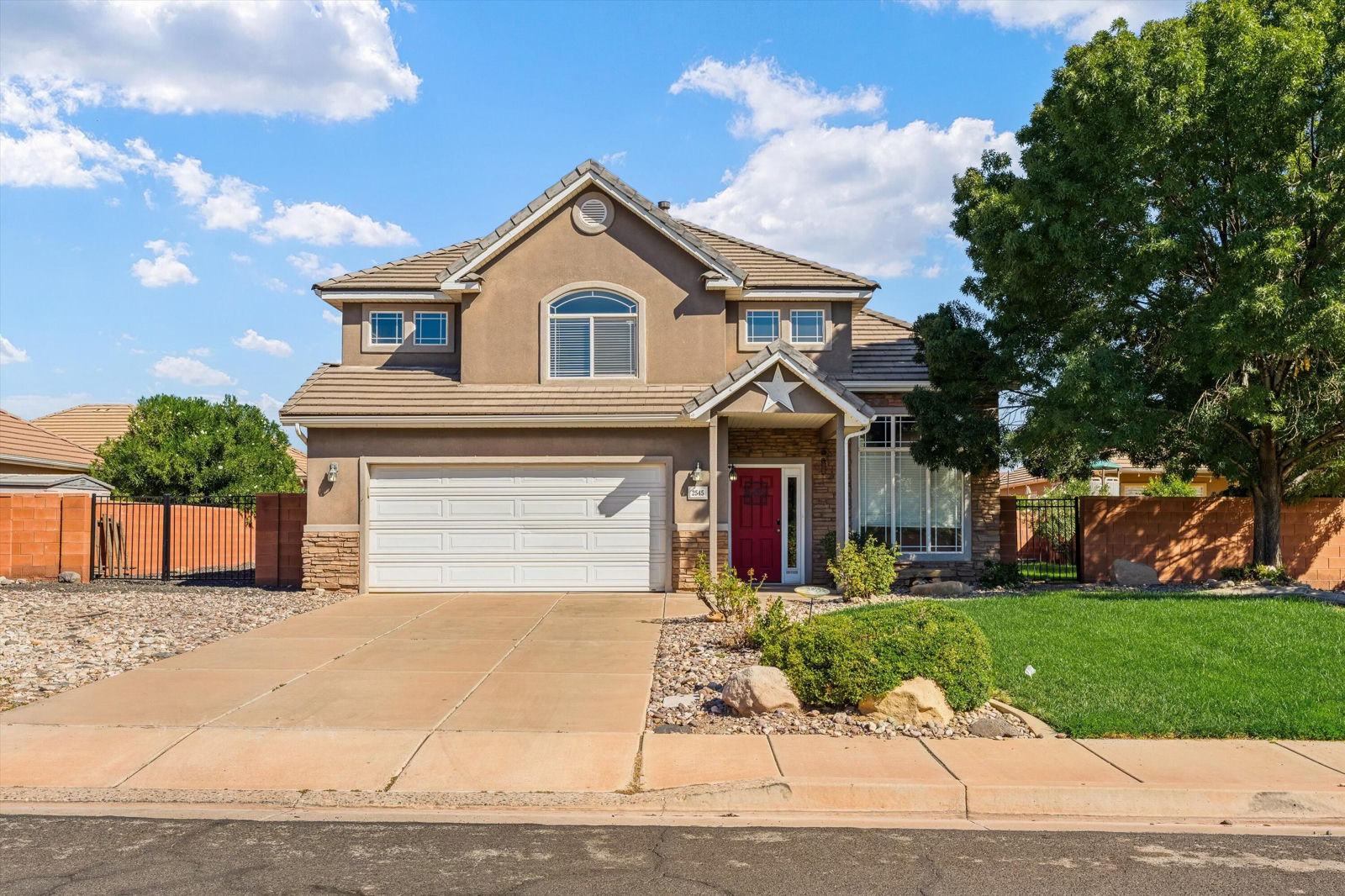 2545 S 450 West CIR, Washington, photo 1