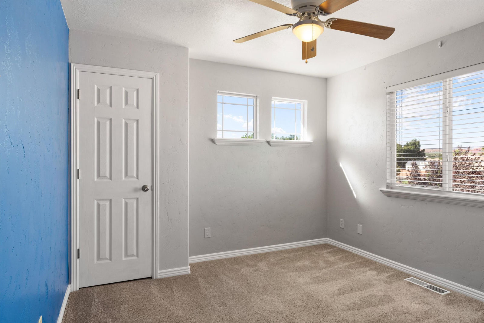 2545 S 450 West CIR, Washington, photo 19 of 27