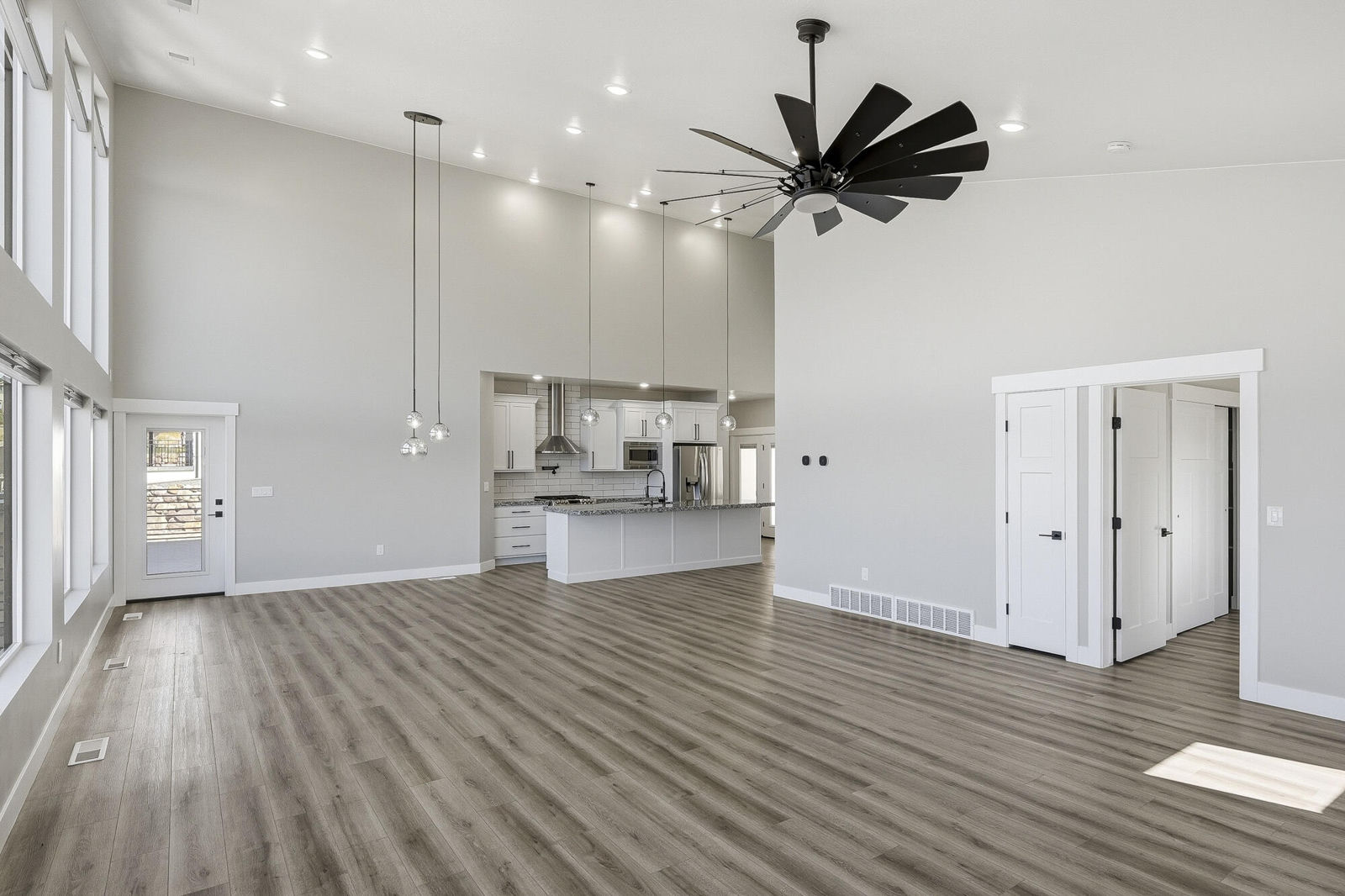 3327 W Kingsbury DR, Cedar City, photo 17 of 92