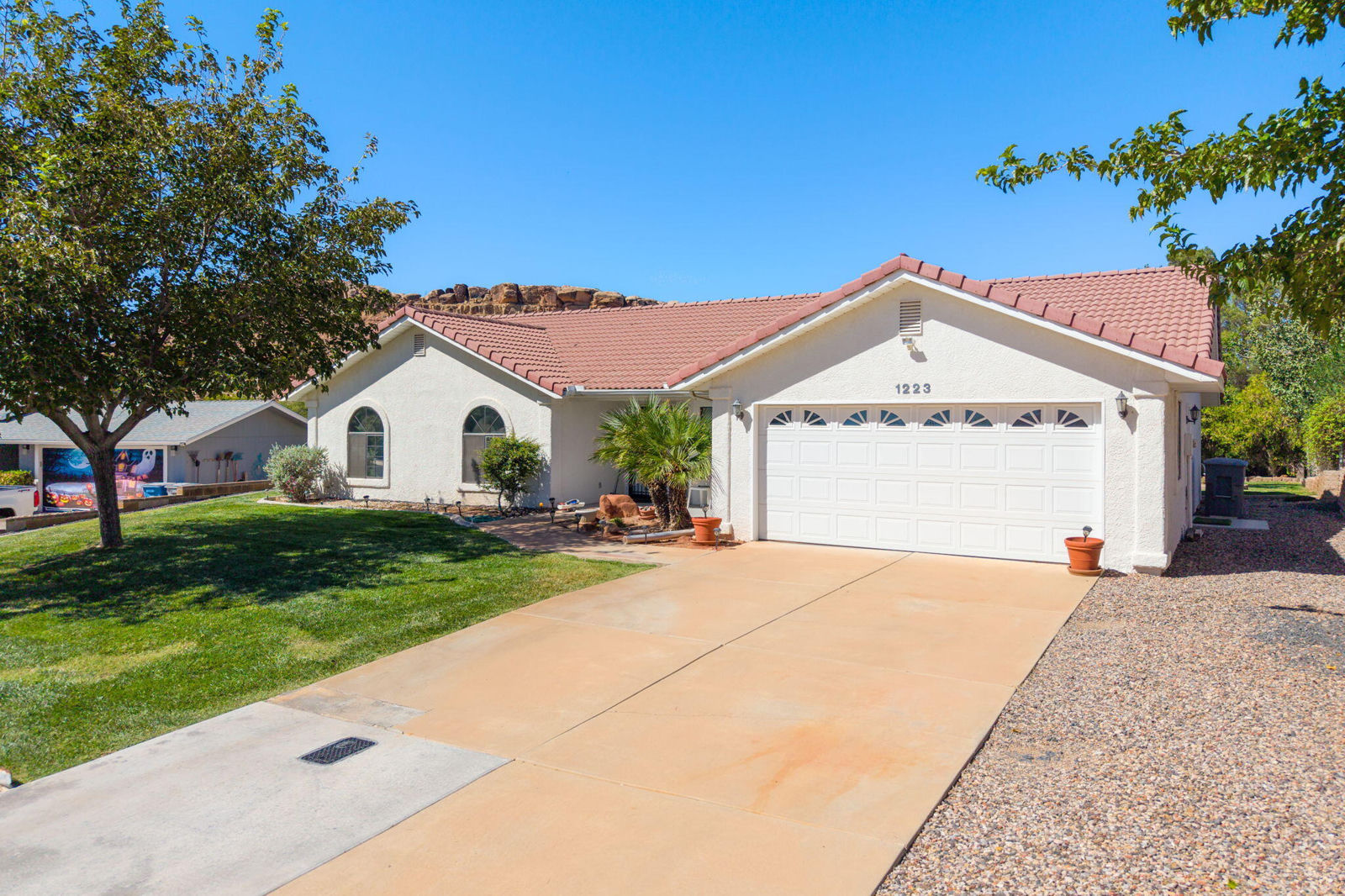 1223 E Mahogany CIR, St George, photo 2 of 29