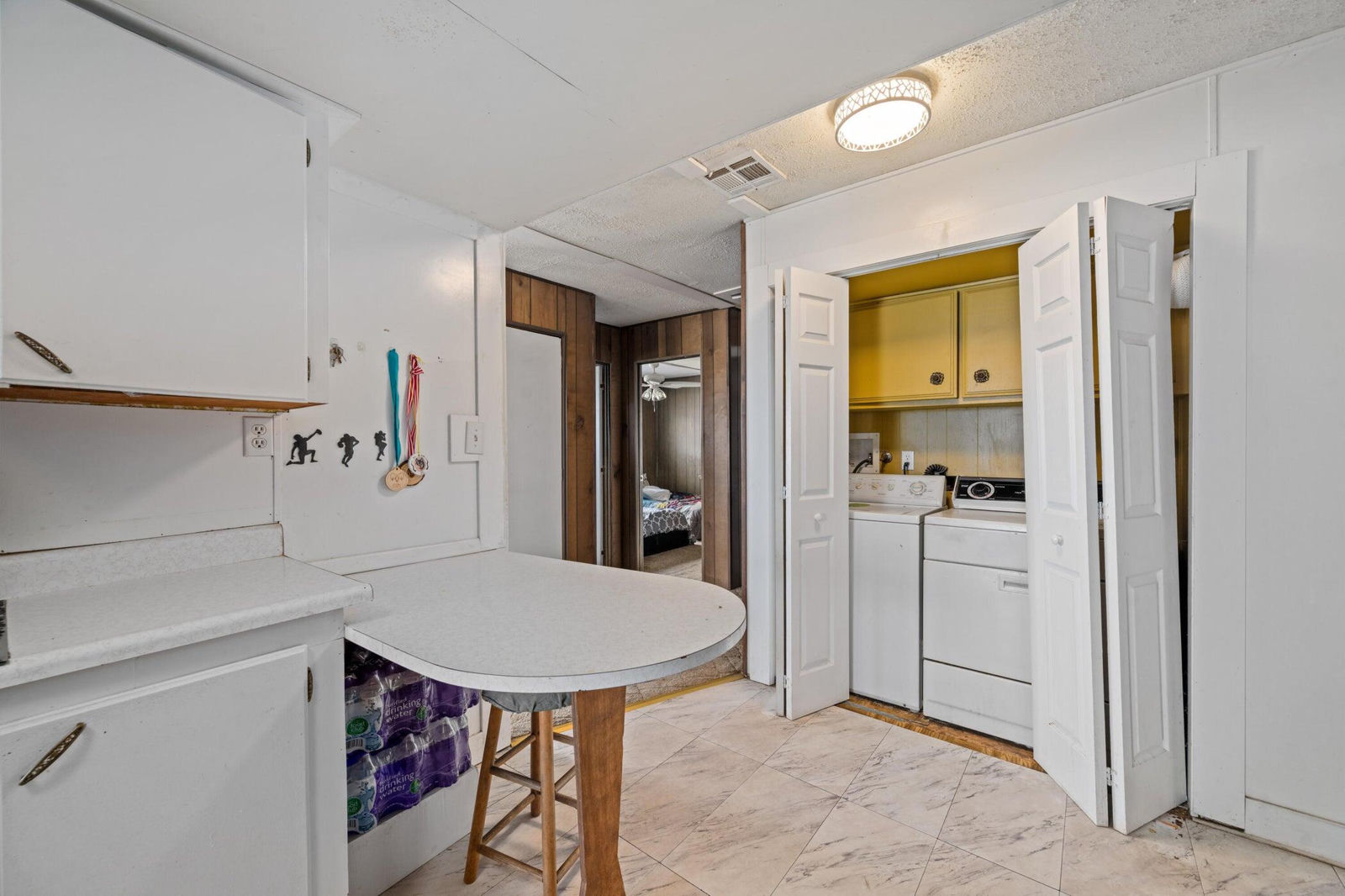 950 E 100 N, Enterprise, photo 12 of 40